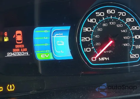 2010 Ford Fusion Hybrid from USA, damaged, VIN 3FADP0L32AR166921